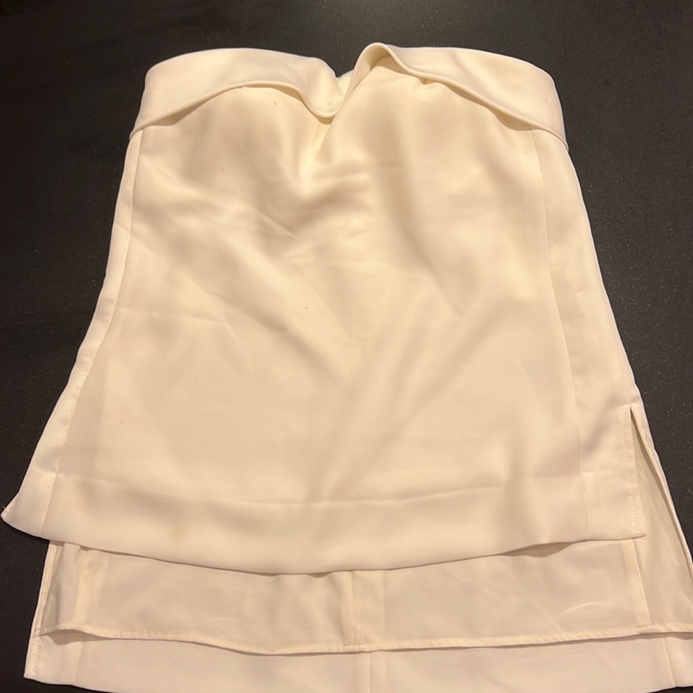 BR silky strapless top with built in bra.